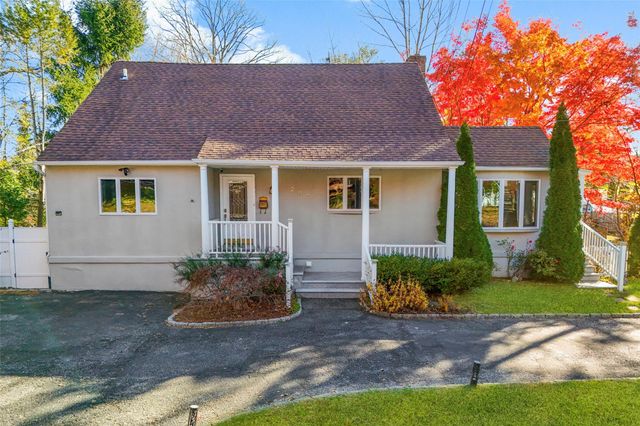 $1,200,000 | 207 Old Wilmot Road | Eastchester