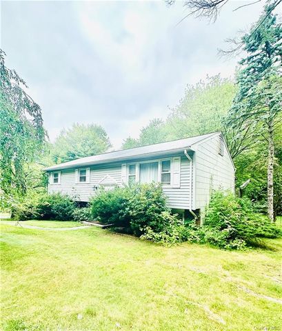 $729,000 | 42 Scotland Road | Chestnut Ridge