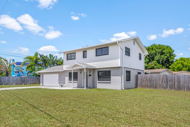 $410,000 | 390 Sabal Avenue | Hampton Homes