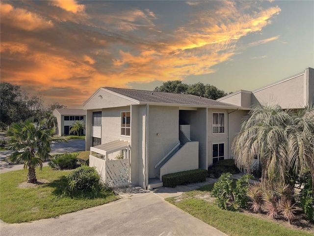 $220,000 | 428 Windrush Bay Drive | Tarpon Springs