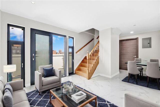 $799,000 | 1014 Banner Avenue, Unit 3B | Brighton Beach