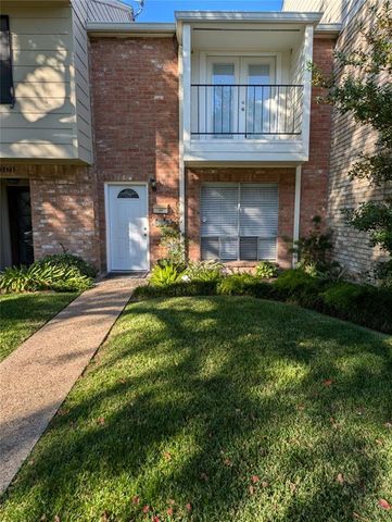 $1,750 | 10158 Longmont Drive, Unit 387 | Briar Forest