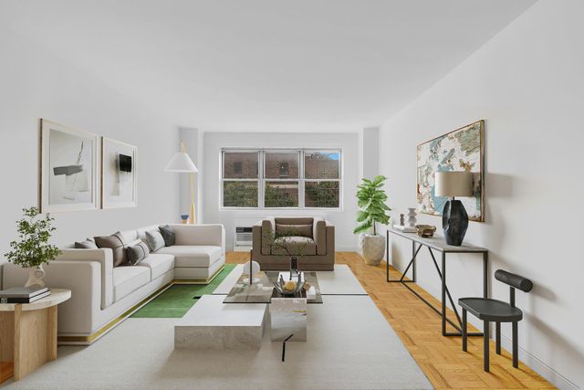 $900,000 | 345 West 58th Street, Unit 5R | Upper West Side