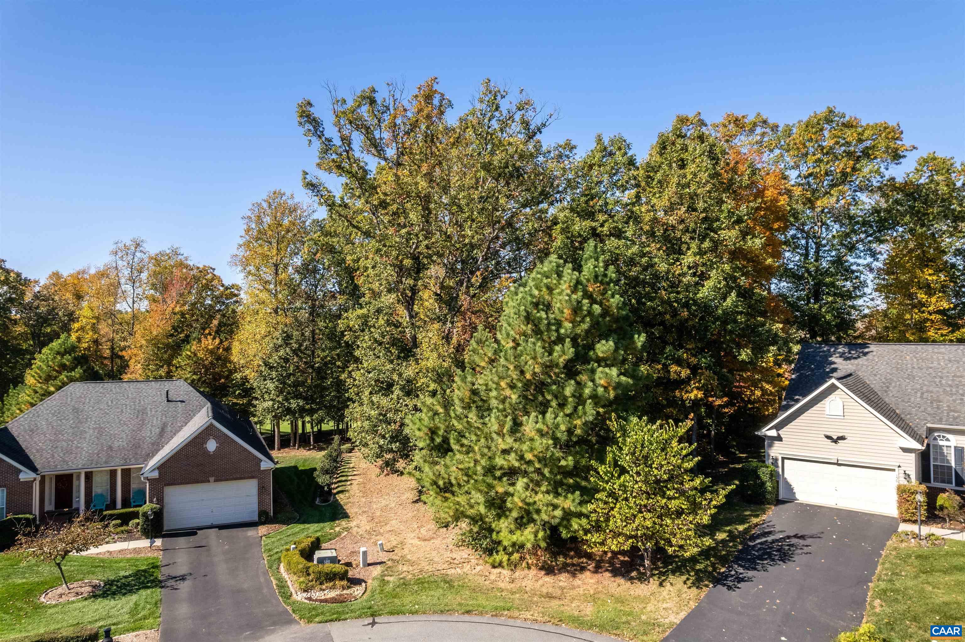 a view of house and outdoor space