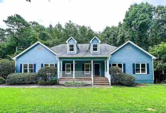 $3,300 | 3725 Post Road