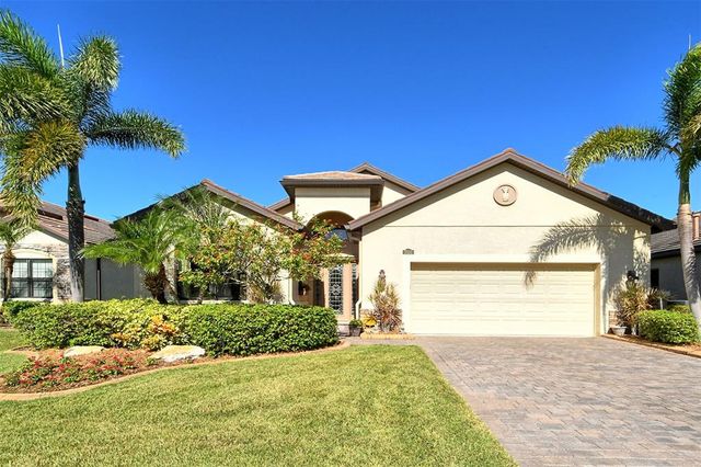 $699,900 | 7531 Rio Bella Place