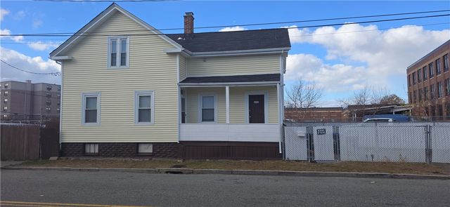 $349,900 | 483 Dexter Street | West End Providence