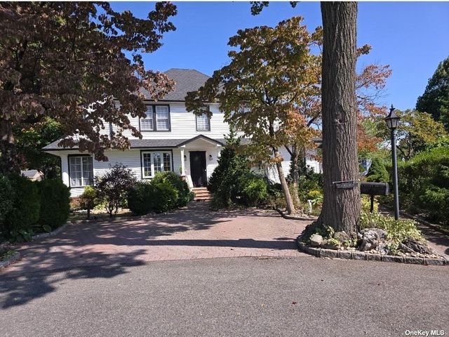 $1,598,000 | 13-29 Malba Drive | Whitestone