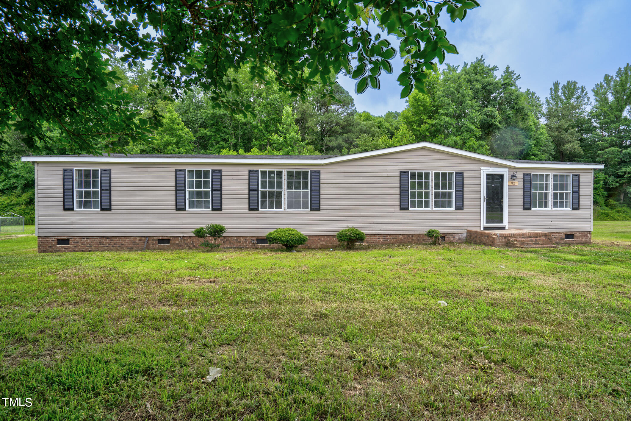 001-95OldBarnCourt-RockyMount-NC-27801-F