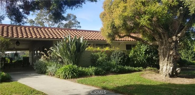 $375,000 | 3253 San Amadeo, Unit P | Laguna Woods