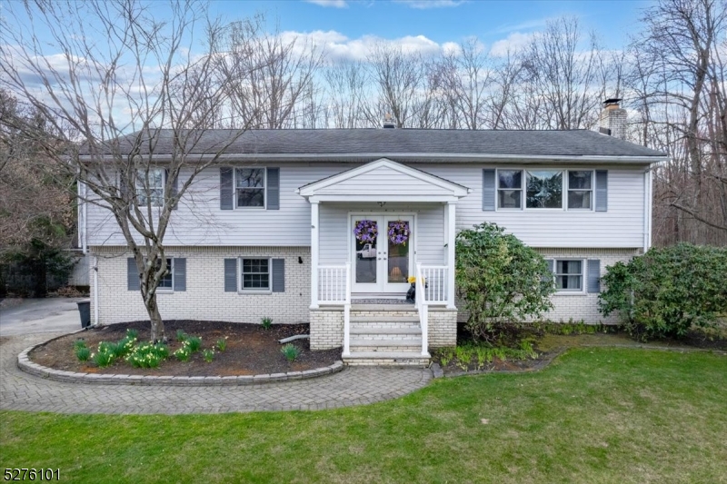 10 Halsey Road, Towaco, NJ 07082 | Compass