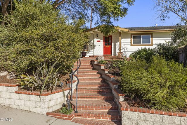 $1,185,000 | 224 Purdue Avenue | Ventura College