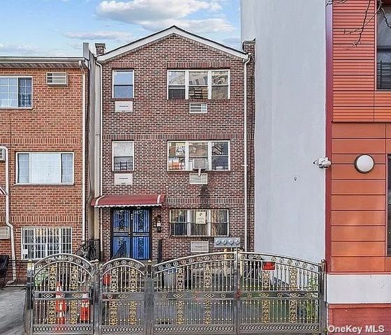 $1,650,000 | 974 Dekalb Avenue | Bedford-Stuyvesant