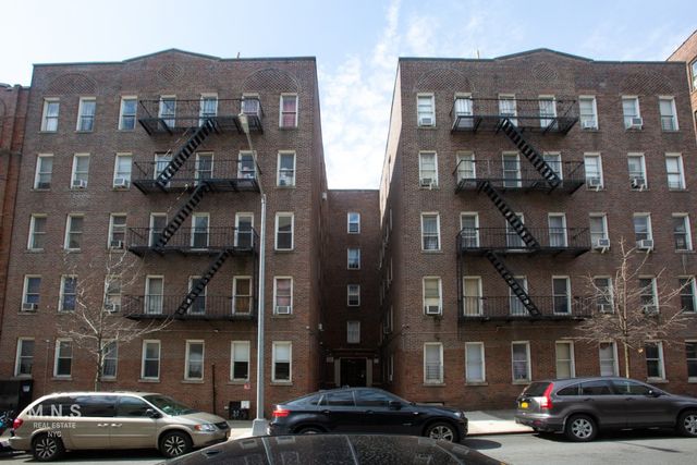 $1,950 | 514 West 213th Street, Unit 2E | Inwood