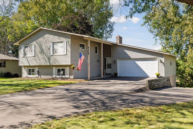 $465,000 | 4109 Blueberry Lane | Eagan