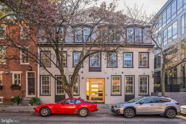 $2,500,000 | 2218-20 Race Street | Logan Square