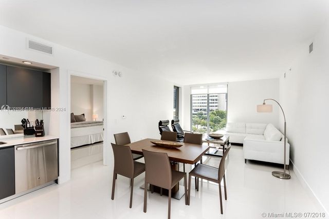 $580,000 | 31 Southeast 6th Street, Unit 607 | Brickell