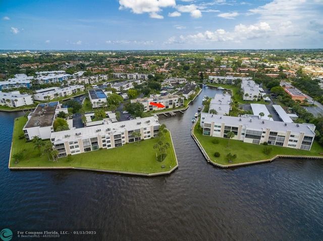 $449,000 | 1950 Southwest Palm City Road, Unit 11103 | Indian Groves-Poppleton South