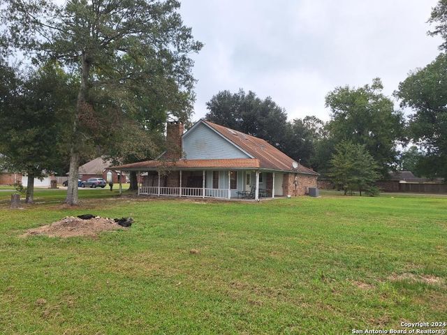 $165,000 | 1401 Buckingham Drive | Little Cypress