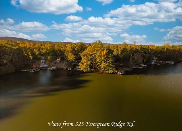 $125,000 | 325 Evergreen Ridge Road, Unit WATERFRONT DOCKABLE