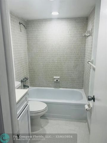 $2,200 | 1711 Northwest 46th Avenue, Unit 116 | Lauderhill