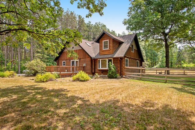 $425,000 | N8406 County Rd G | Germantown