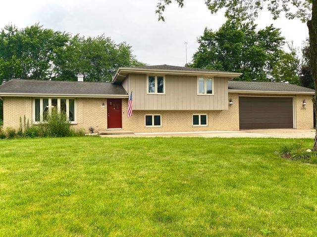 $427,999 | 25010 West Kay Drive | Plainfield Township - Will County