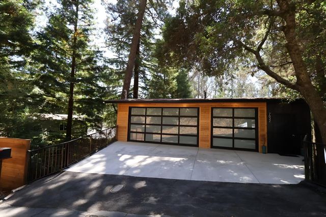 $1,875,500 | 7032 Sayre Drive | Oakland