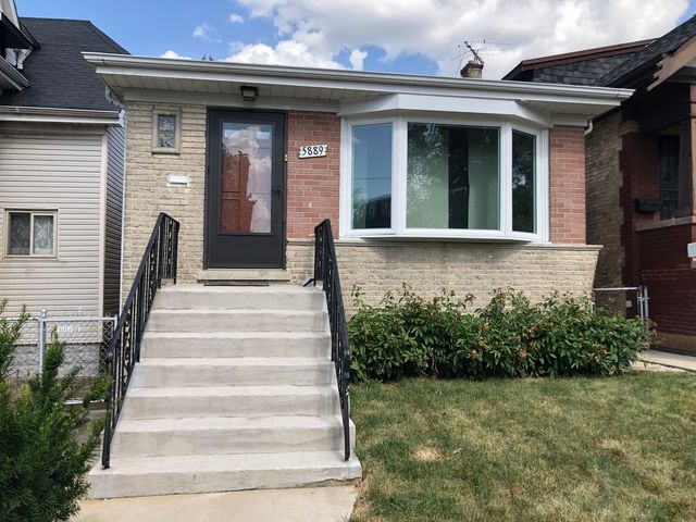 $2,700 | 5889 North Harlem Avenue | Norwood Park