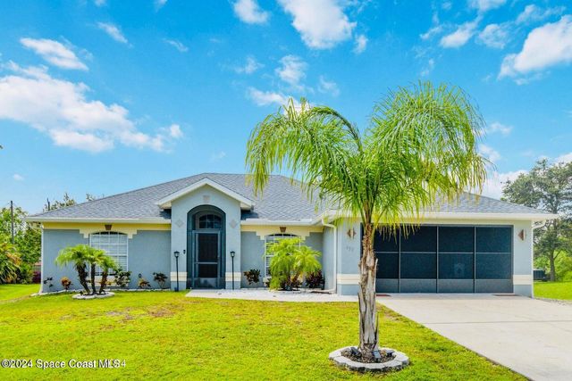 $349,900 | 458 Barcelona Road Southeast | Palm Bay