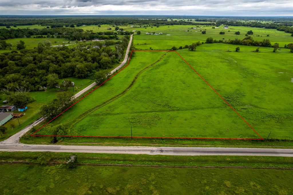 a view of a golf course