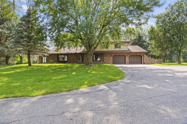 $495,000 | 29067 Plotts Avenue | Bigelow Township - Nobles County