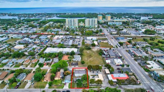 $699,000 | 322 Northeast 1st Street | Heart of Boynton