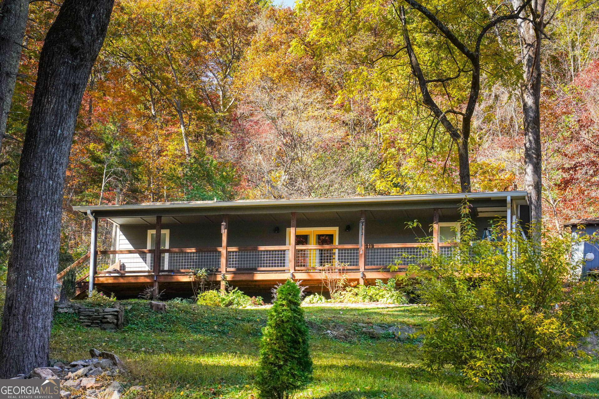 front view of house with a yard