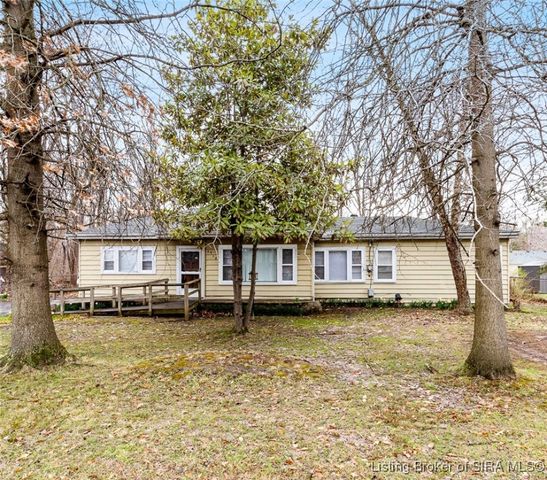 $190,000 | 2918 Sunset Drive | New Albany Township - Floyd County