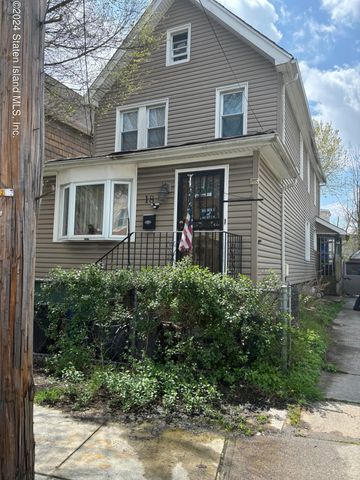 $574,900 | 18 Laforge Avenue | Port Richmond