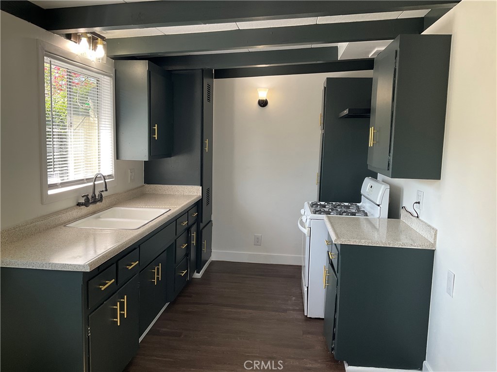 a bathroom with a double vanity sink and mirror