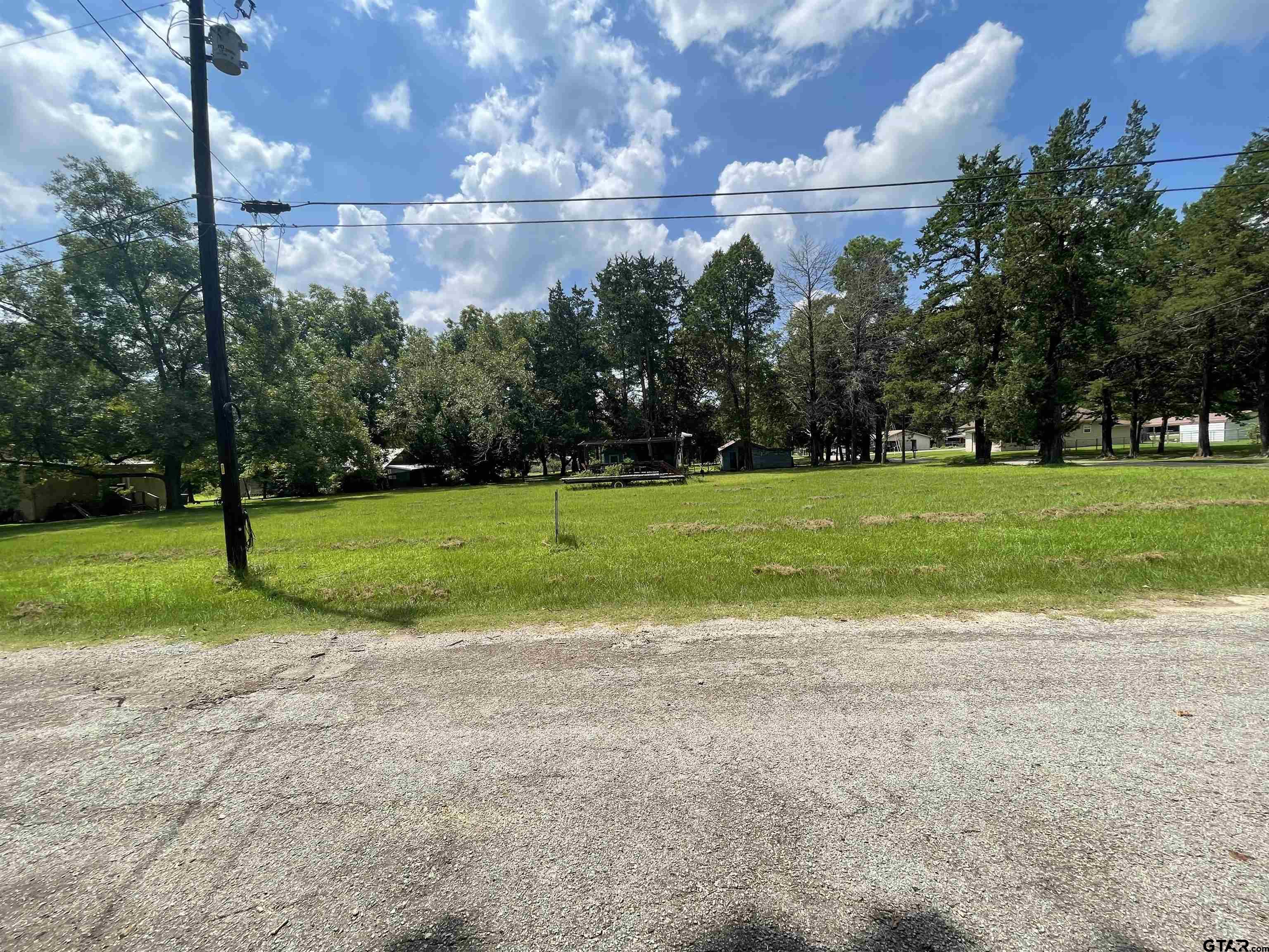 a view of a basketball court