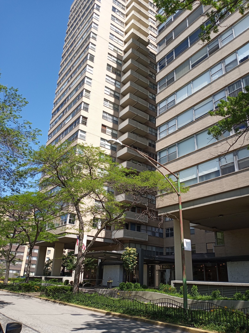 a front view of a building