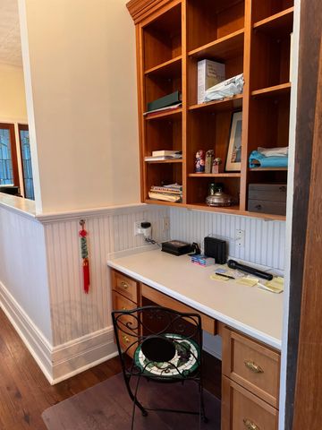 $3,500 | 404 North Adams Street | Quincy