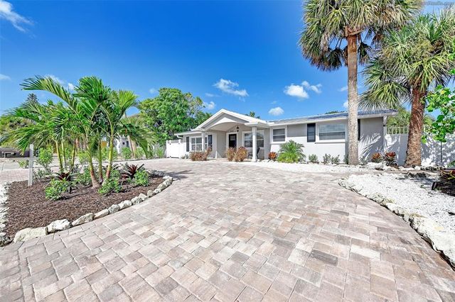 $9,000 | 345 Avenida Leona | Siesta Key