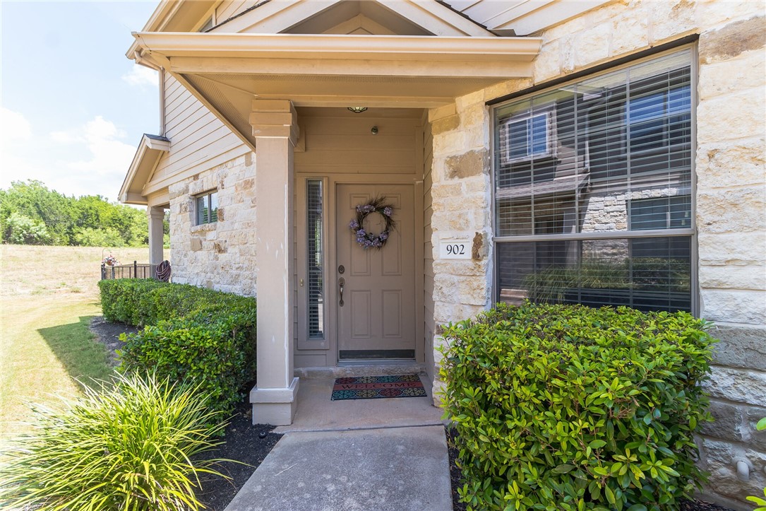 9201 Brodie Lane Unit 902 Austin TX 78748 Compass