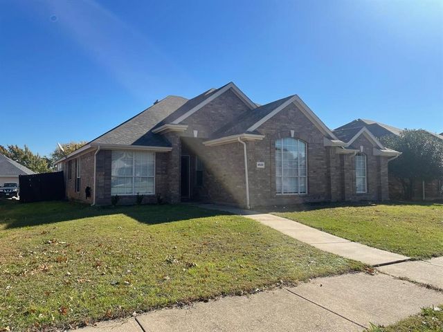 $2,700 | 4820 Thames Drive | Grand Prairie