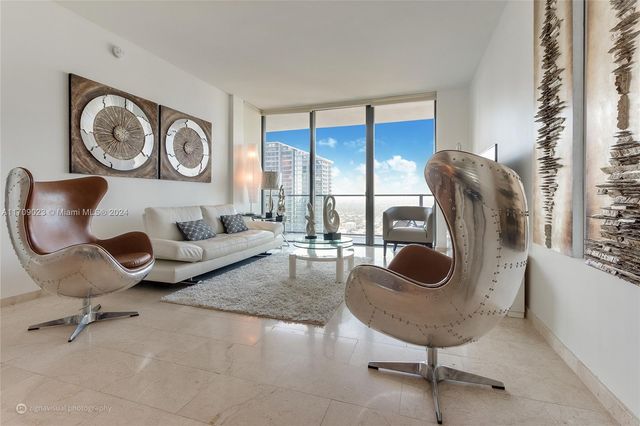 $5,800 | 68 Southeast 6th Street, Unit 3306 | Brickell