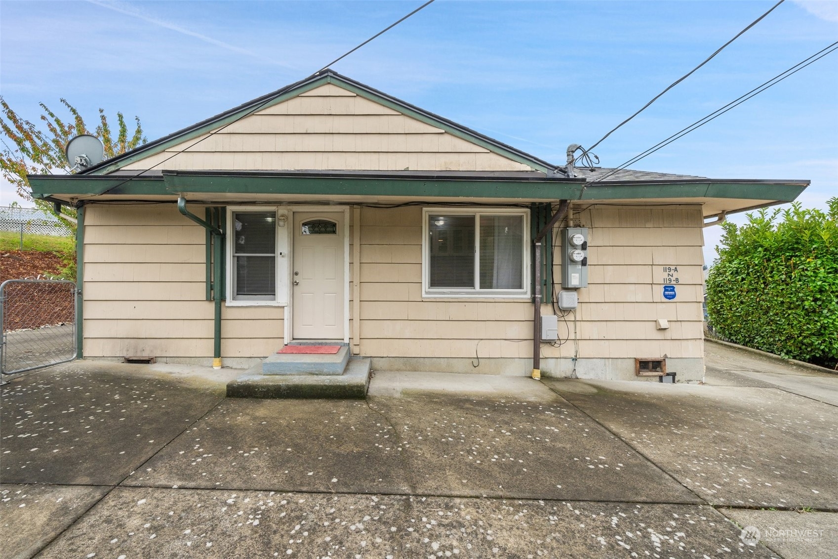 a view of a house with a garage