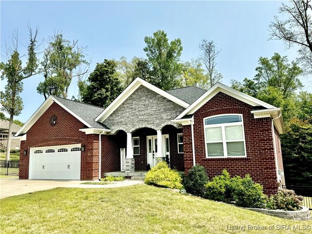 $429,900 | 1009 Freedom Court | Greenville