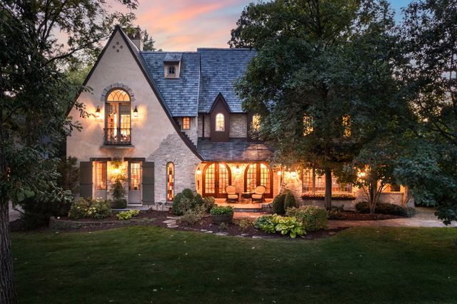 $3,999,000 | 21 Forest Avenue | Naperville