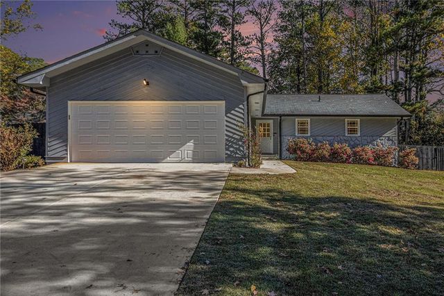 $409,900 | 284 Regal Drive Northwest | Lawrenceville