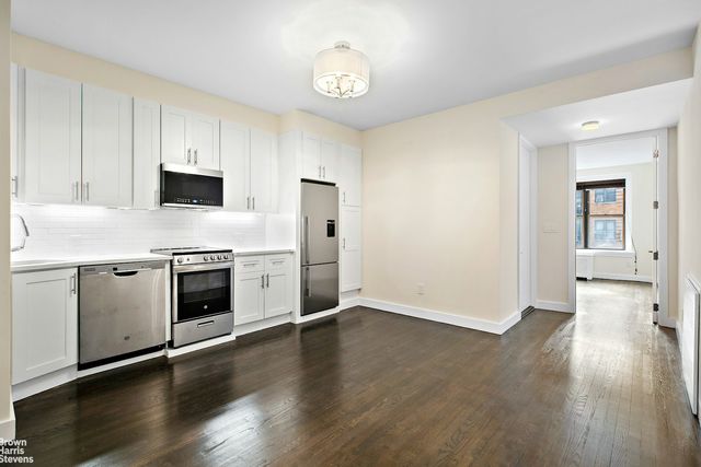 $3,550 | 245 West 72nd Street, Unit 3B | Upper West Side