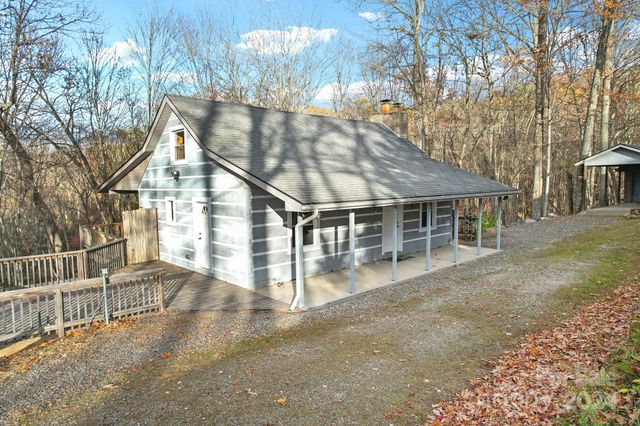 $425,000 | 378 Brandywine Road | Shadow Woods